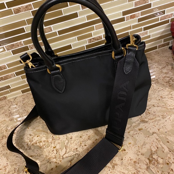 Nylon Prada bag. Medium size can fit a lot inside - Picture 1 of 2